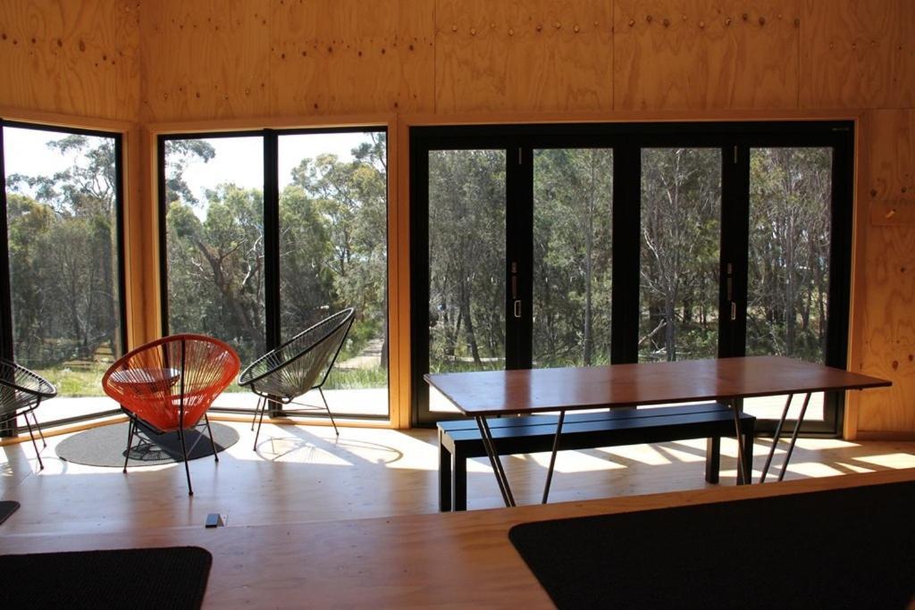 Bay Of Fires Eco Hut Off Grid Experience At Binalong Bay Villa Exterior photo