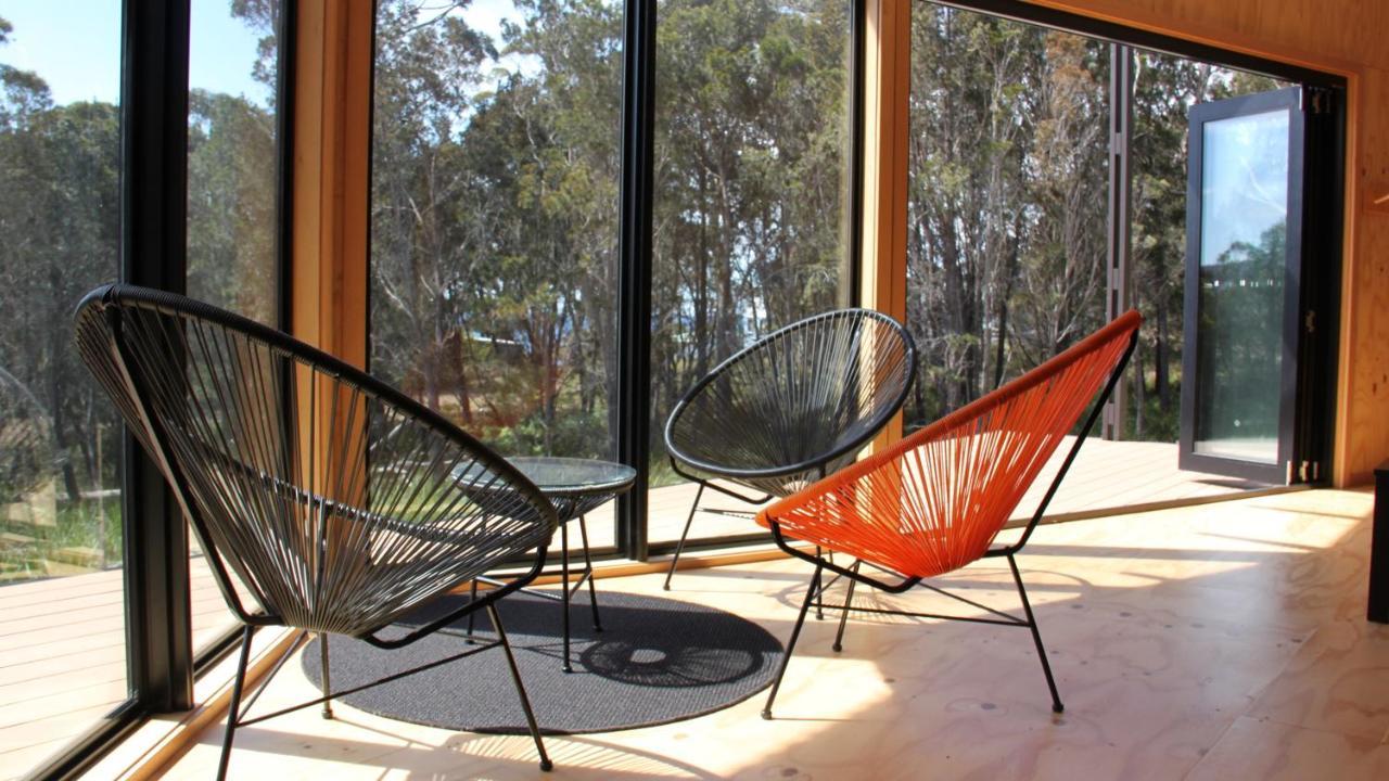 Bay Of Fires Eco Hut Off Grid Experience At Binalong Bay Villa Exterior photo