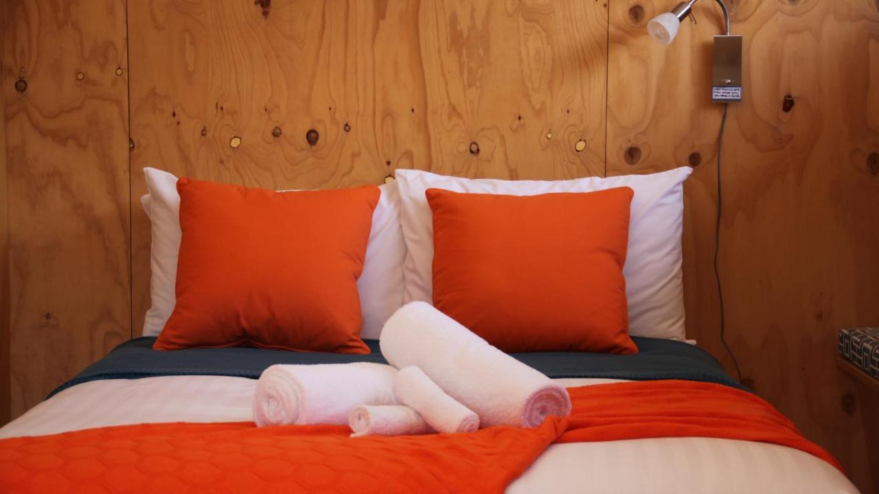 Bay Of Fires Eco Hut Off Grid Experience At Binalong Bay Villa Exterior photo