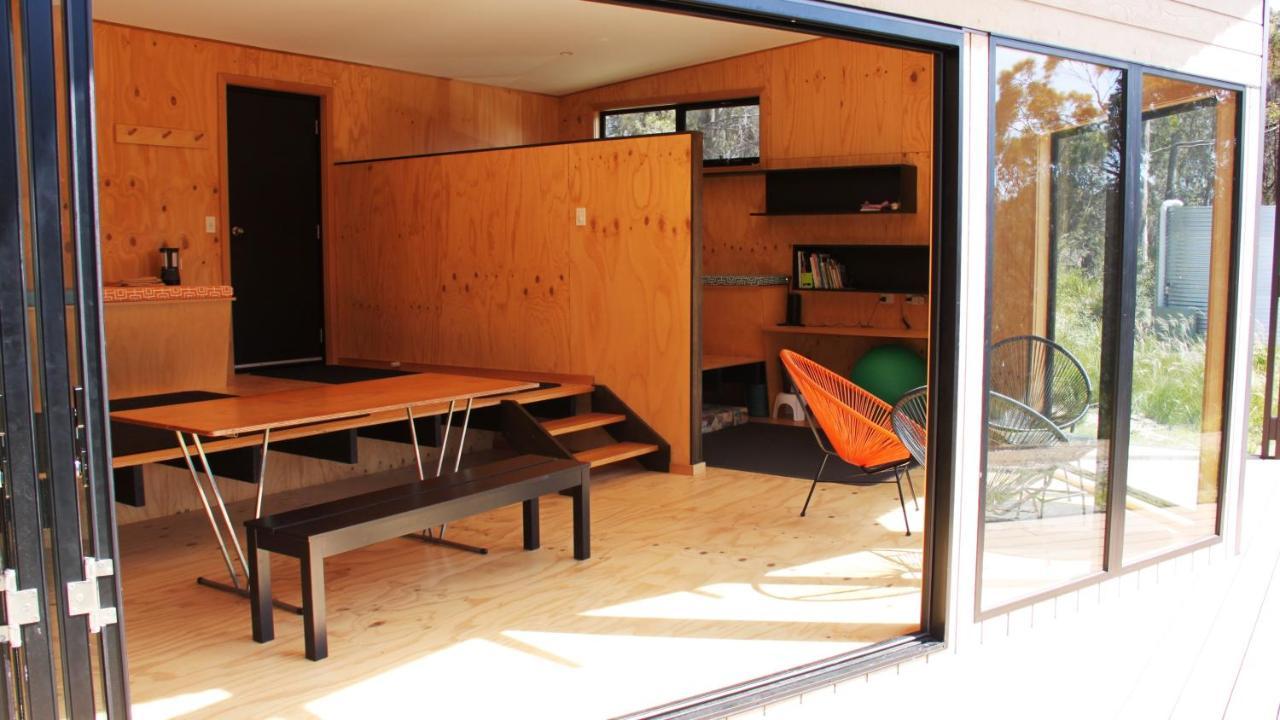 Bay Of Fires Eco Hut Off Grid Experience At Binalong Bay Villa Exterior photo
